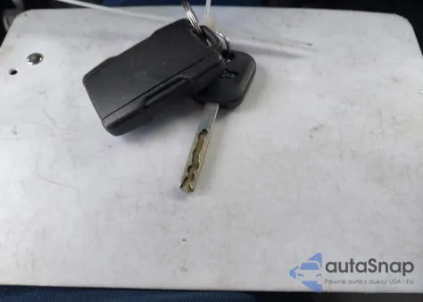 2017 Chevrolet Silverado 1500 Wt z USA, uszkodzony, nr VIN 1GCNCNEH8HZ132391